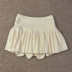 Women’s Gold Hinge Mini Skirt NWOT